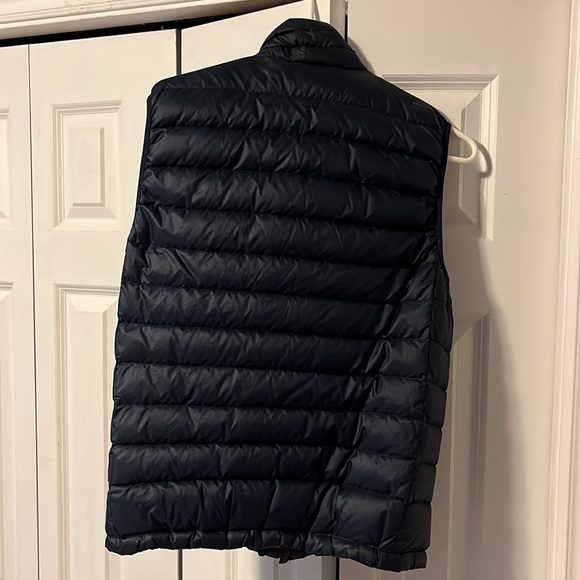 Patagonia Puffer Vest Navy - Picture 4 of 4